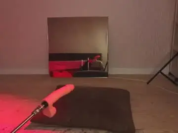 Chaturbate Live Sex Cam of nerdy_freyua