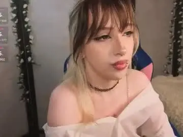 Chaturbate Sex Cam of nerdy_freyua