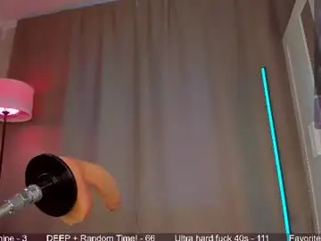 Chaturbate Watch Live Sex Cams of nerdy_freyua