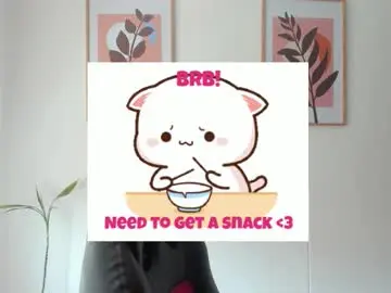 Chaturbate Live Sex Cam of shylittlebunny