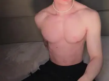 Chaturbate Live Sex Cam of adam_21cm