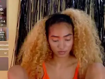 Chaturbate Free Porn Cam of charlotte_love10