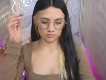 Chaturbate Free Porn Cam of chiara_tay