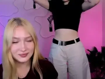 Chaturbate Live Sex Cam of playful_sophie