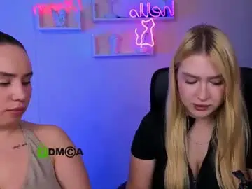 Chaturbate Adult Video Chat of playful_sophie