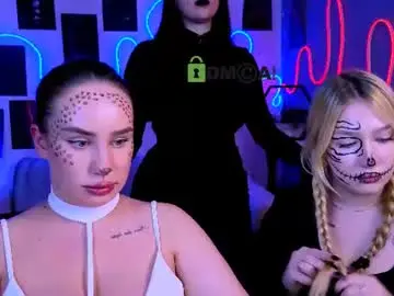 Chaturbate Live Porn of playful_sophie