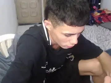 Chaturbate Free Live Porn of elii_797