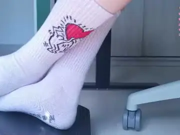 Chaturbate Watch Live Sex Cams of feetbeth26
