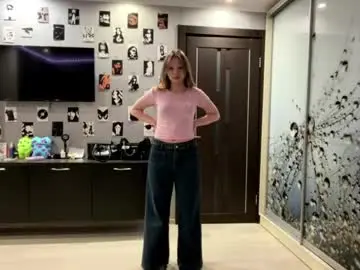 Chaturbate Watch Live Sex Cams of willenasow