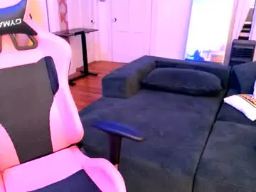 Chaturbate Free Porn Cam of switchykitty