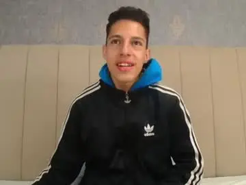 Chaturbate Free Porn Cam of thiagos19