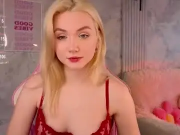 Chaturbate Live Sex Cam of cutie_angels