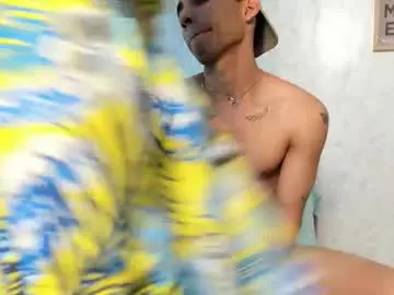 Chaturbate Live Sex of dady_show69