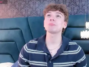 Chaturbate Nude Webcam of femboy_max