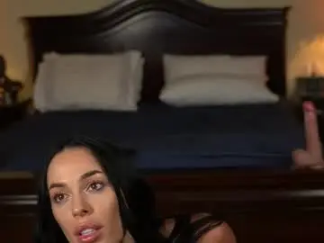Chaturbate Live Sex Cam of katyerave