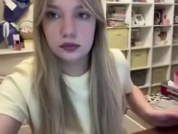 Chaturbate Live Sex of maisiehtwe