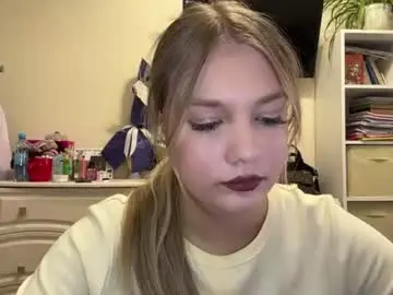 Chaturbate Best live sex cam show of maisiehtwe