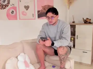 Chaturbate Live Sex Cam of massimo_fiore