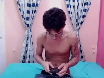 Chaturbate Free Live Porn of paulwalker19
