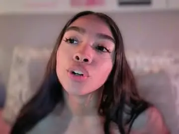 Chaturbate Adult Video Chat of pocahontas_moon