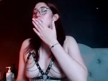 Chaturbate Free Live Porn of red_moonn