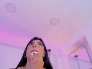 Chaturbate Live Porn of emmiily_z