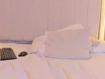 Chaturbate Live Sex Cam of naughtyrose_vc