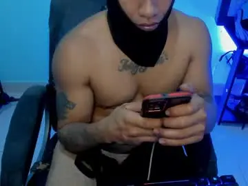 Chaturbate Nude Webcam of damian_torner