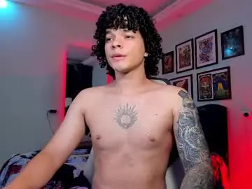 Chaturbate Adult Video Chat of ian_versace