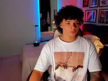 Chaturbate Nude Webcam of ian_versace