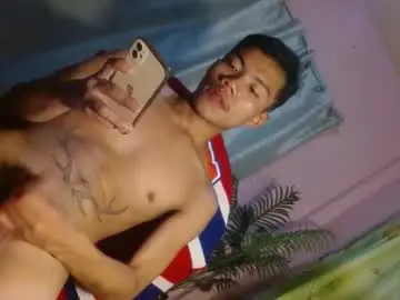 Chaturbate Best live sex cam show of mike_cummer