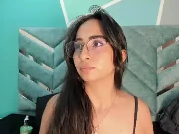 Chaturbate Live Sex Cam of yeilylopez