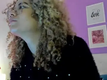 Chaturbate Adult Video Chat of charlotte1117