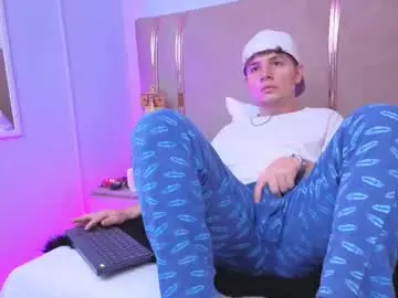 Chaturbate Live Porn of leoo_miller