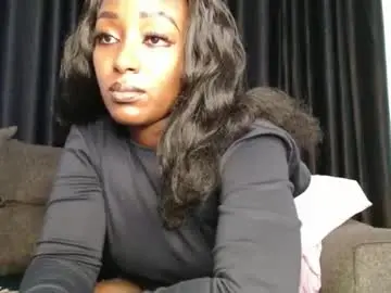 Chaturbate Live Sex Cam of darktanqueen