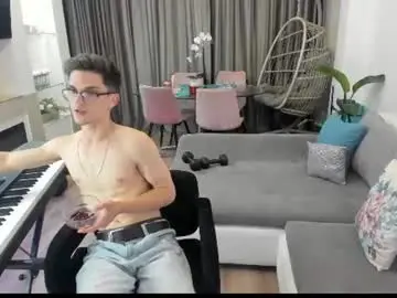 Chaturbate Best live sex cam show of johnnyk8