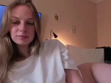 Chaturbate Best live sex cam show of magic_couple13