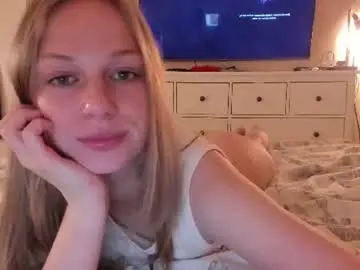 Chaturbate Free Porn Cam of magic_couple13
