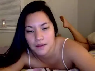 Chaturbate Live Sex Cam of sweetlittleangela