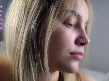 Chaturbate Nude Webcam of lipswithsmileonthem