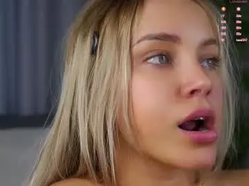 Chaturbate Adult Webcams of lipswithsmileonthem