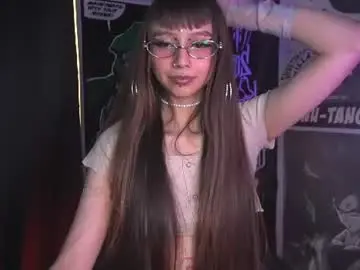 Chaturbate Free Porn Cam of elle_uwu