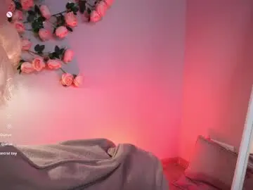 Chaturbate Best live sex cam show of lureofeva_