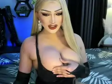 Chaturbate Live Sex Cam of misschannel4sub