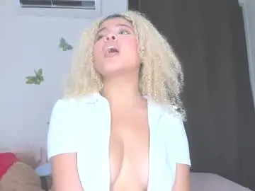 Chaturbate Best live sex cam show of sofiacastillo01