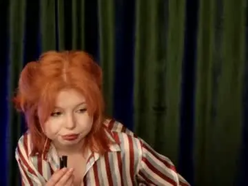 Chaturbate Live Sex Cam of stela_vanila