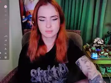 Chaturbate Live Sex Cam of shyfoxxxy