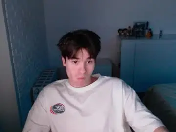 Chaturbate Sex Cam of charleshanson69