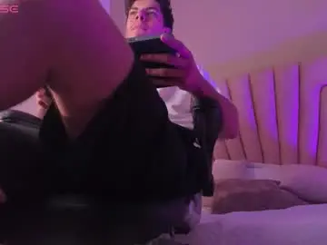 Chaturbate Sex Chat of axel_creed