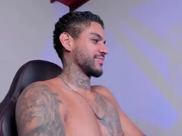 Chaturbate Watch Live Sex Cams of luigi1_